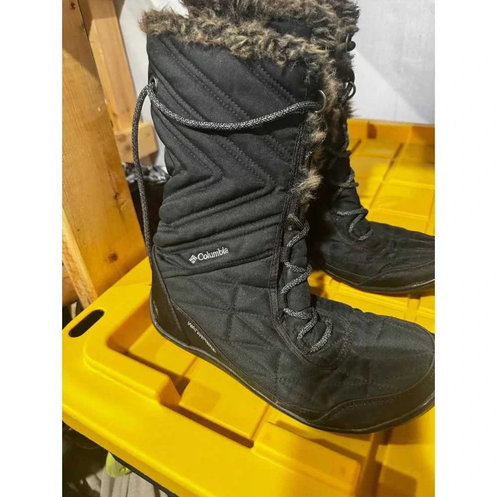 Columbia Minx Mid II Women Black Waterproof Winter Snow Boots Faux Fur Trim